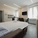 Dante House By Holiday Home 24