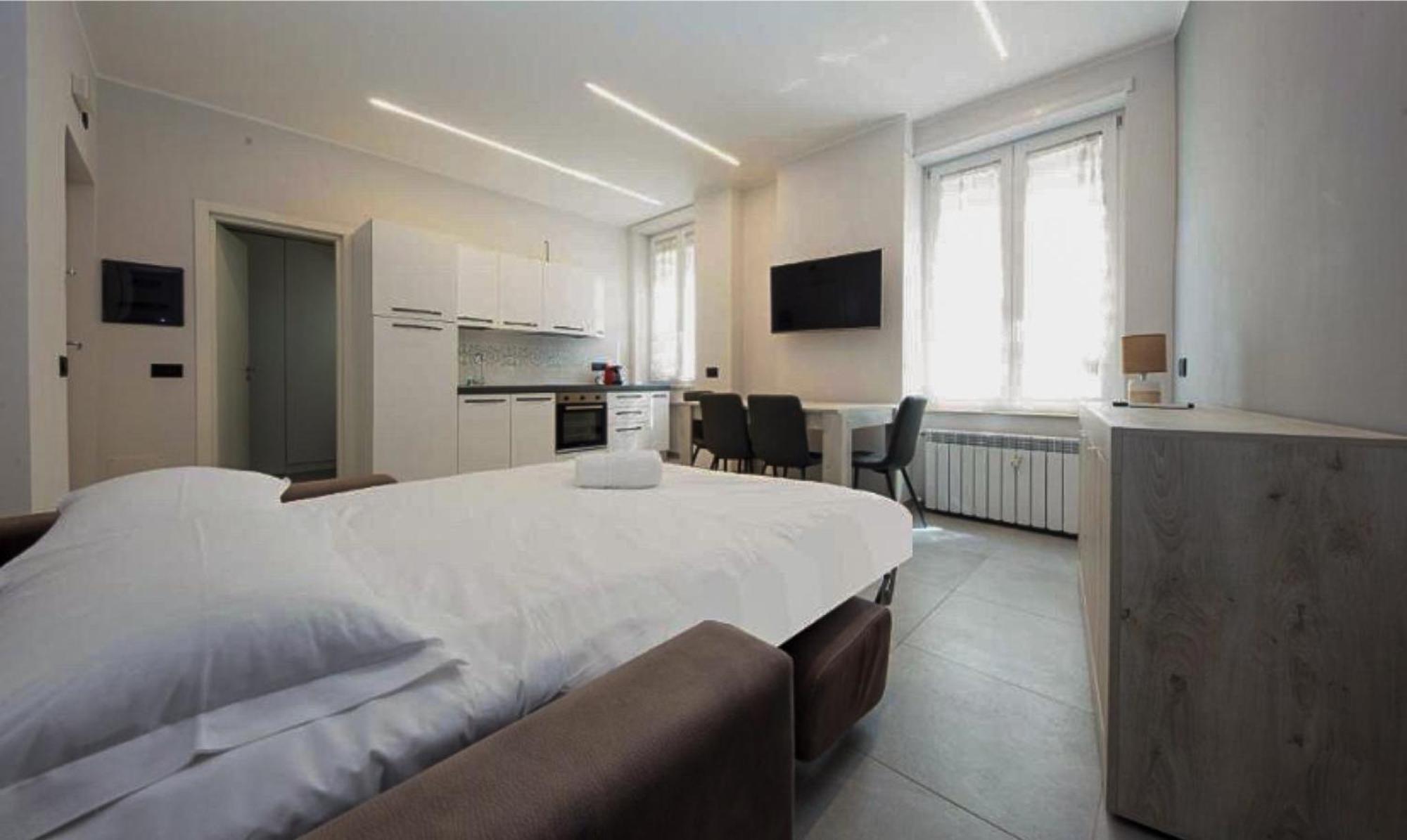 Apartment Dante House By Holiday 24 *